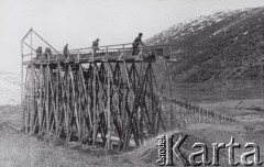 1941-1944, Kołyma, Jakucka ASRR, ZSRR.
Odkrywkowa kopalnia złota w obozie Kołyma. 
Fot. NN, zbiory Ośrodka KARTA