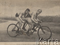 Koniec XIX wieku, brak miejsca.
Cykliści Fischer i Houben na tandemie.
Fot. NN, zbiory Ośrodka Karta, udostępniło Warszawskie Towarzystwo Cyklistów (WTC).