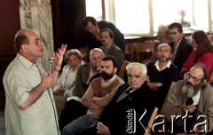 1989, Warszawa, Polska.
Jacek Kuroń na spotkaniu przedwyborczym.
Fot. Wojciech Druszcz, zbiory Ośrodka KARTA