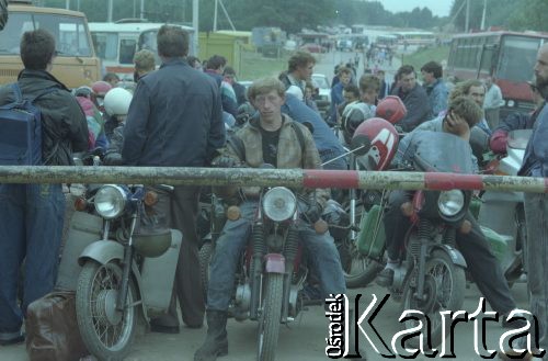 Wrzesień 1991, Lazdijai, Litwa.
Przejście graniczne z Polską kilka dni po uznaniu przez Związek Radziecki niepodległości Litwy.
Fot. Wojciech Druszcz, zbiory Ośrodka KARTA