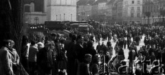 3.05.1982, Warszawa, Polska.
Niezależna manifestacja na Starym Mieście.
Fot. Wojciech Druszcz, zbiory Ośrodka KARTA