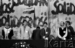 Kwiecień 1990, Gdańsk, Polska.
II Krajowy Zjazd Delegatów NSZZ „Solidarność”. Nz. Lech Kaczyński (2. z prawej) i Bogdan Lis (2. z lewej).
Fot. Wojciech Druszcz, zbiory Ośrodka KARTA