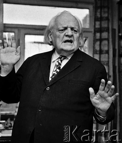 1972, Warszawa, Polska.
Melchior Wańkowicz - pisarz, dziennikarz, reportażysta i publicysta.
Fot. Wojciech Druszcz, zbiory Ośrodka KARTA