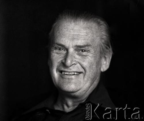 Lata 70., Polska. 
Dziennikarz, publicysta, poseł Karol Małcużyński  
Fot. Wojciech Druszcz, zbiory Ośrodka KARTA
