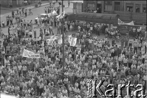 Maj 1989, Tczew, Polska.
Spotkanie na rynku z kandydatami Komitetu Obywatelskiego 