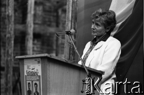 Maj 1989, Cedry Wielkie, Polska.
Spotkanie z kandydatką Komitetu Obywatelskiego 