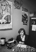 Lata 70., Polska.
Kobieta w biurze.
Fot. Joanna Helander, zbiory Ośrodka KARTA