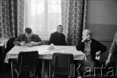 1976-1978, Ruda Śląska, woj. katowickie, Polska.
Stołówka w domu starców.
Fot. Joanna Helander, zbiory Ośrodka KARTA