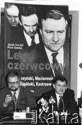 3.01.1993, Warszawa, Polska. 
Adam Glapiński i Jarosław Kaczyński na promocji książki Jacka Kurskiego i Piotra Semki 