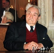 1996, Kraków, Polska.
Dziennikarz i publicysta, redaktor naczelny 