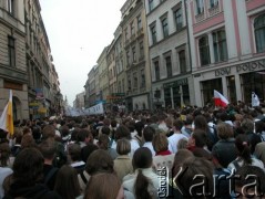 07.04.2005, Kraków, Polska.
Ulica Grodzka. Biały Marsz.
Fot. Piotr Dylik, zbiory Ośrodka KARTA