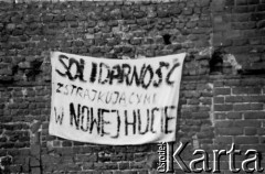 1.05.1988, Gdańsk, Polska.
Transparent na murze o treści: 