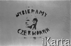 1989, Gdańsk, Polska.
Kampania przed wyborami parlamentarnymi. Napis na murze z wizerunkiem Włodzimierza Lenina o treści: 