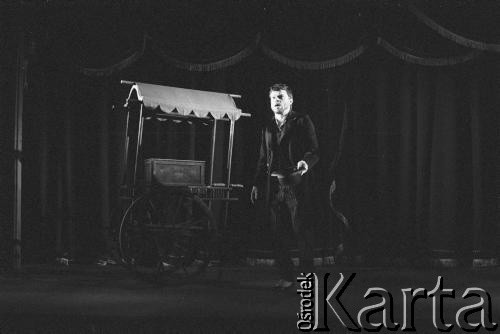 Marzec 1983, Łódź, Polska.
Teatr im. Stefana Jaracza. Przedstawienie 