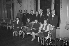 grudzień 1984, Kraków, Polska.
Teatr im. Juliusza Słowackiego. Jubileusz. Wręczenie nagród. 
Fot. Witold Górka, zbiory Ośrodka KARTA