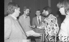 2-4.03.1990, Wrocław, Polska.
Władysław Frasyniuk (2. z prawej), Roman Traczyk (w środku) na II Walnym Zebraniu Delegatów NSZZ 