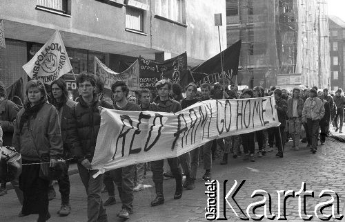 28.04.1990, Wrocław, Polska.
Manifestacja Ruchu Wolność i Pokój pod hasłem 