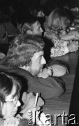 26-27.10.1990, Wrocław, Polska.
Bogdan Karauda (w środku) podczas obrad III Walnego Zebrania Delegatów NSZZ 
