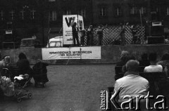 1990, Wrocław, Polska.
Kampania wyborcza przed wyborami samorządowymi. Spotkanie kandydatów KO 