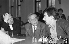 26-27.01.1991, Warszawa, Polska.
Aleksander Hall i Tadeusz Mazowiecki (od lewej) na I Krajowym Zjeździe Ruchu Obywatelskiego - Akcja Demokratyczna (ROAD).
Fot. Mieczysław Michalak, zbiory Ośrodka KARTA