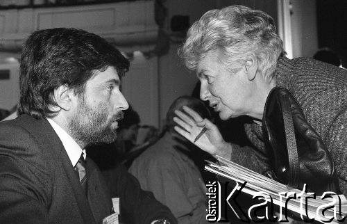 23-24.04.1994, Warszawa, Polska. 
Zofia Kuratowska i Władysław Frasyniuk na kongresie założycielskim Unii Wolności. 
Fot. Mieczysław Michalak, zbiory Ośrodka KARTA