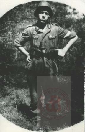 1939-1944, okolice Wilna.
Żołnierz Armii Krajowej Tadeusz Zejpczykowski 