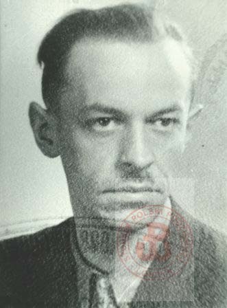 1930-1939, Polska. 
Prawnik, w okresie II wojny światowej przywódca organizacji 