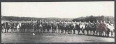 1944, okolice Wilna.
Żołnierze 3 Wileńskiej Brygady Armii Krajowej na koniach. Wśród nich 