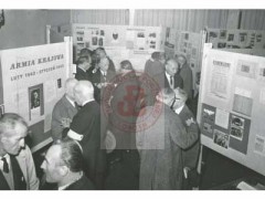 1964, Londyn, Anglia, Wielka Brytania.
Środowiska kombatanckie i polonijne biorą udział w otwarciu wystawy 