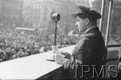10-12.03.1943, Londyn, Anglia, Wielka Brytania.
Trafalgar Square, kampania 
