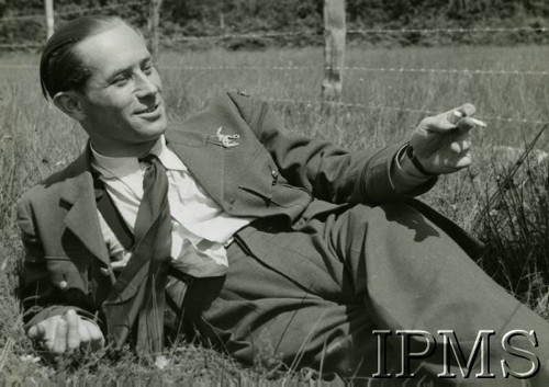 1940-1944, Wielka Brytania.
Porucznik pilot Jan Wiśniewski.
Fot. NN, Instytut Polski i Muzeum im. gen. Sikorskiego w Londynie [sygn. 6207]