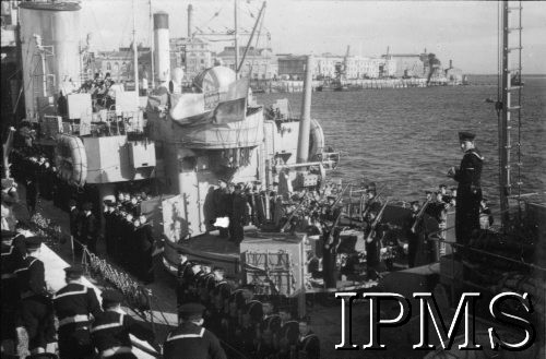 10.07.1943, Plymouth, Anglia, Wielka Brytania.
Pogrzeb gen. Władysława Sikorskiego. ORP 