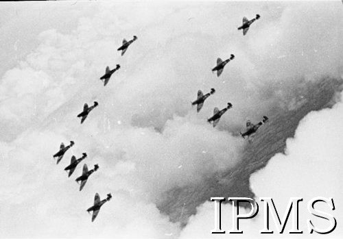 1942, Wielka Brytania.
Samoloty 317 Dywizjonu Myśliwskiego w powietrzu.
Fot. NN, Instytut Polski i Muzeum im. gen. Sikorskiego w Londynie