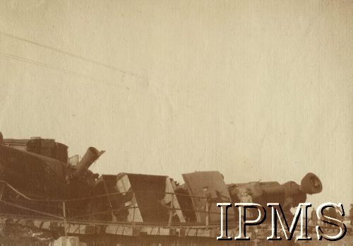 Marzec 1919, brak miejsca.
Wojna polsko-ukraińska. Załoga pociągu pancernego P.P.3. 