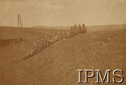 1919, brak miejsca.
Wojna polsko-ukraińska. Załoga pociągu pancernego P.P.3. 