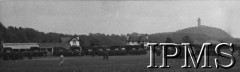 1944, Bridge of Allan, Szkocja, Wielka Brytania.
Odmarsz ostatnich oddziałów z 2 Dywizji Grenadierów Pancernych do 1 Dywizji Pancernej w celu jej zasilenia.
Fot. NN, Instytut Polski i Muzeum im. gen. Sikorskiego w Londynie, [album 171 - Szkocja 1944-1945].