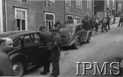 1944, Sandnessjøen, Norwegia.
Polscy jeńcy na ulicy miasta.
Fot. NN, Instytut Polski i Muzeum im. gen. Sikorskiego w Londynie [szuflada V]