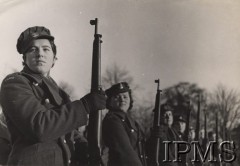 1943, Anglia, Wielka Brytania.
Polskie Siły Zbrojne na Zachodzie. Obóz Pomocniczej Wojskowej Służby Kobiet - 