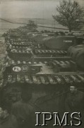 1944-1945, brak miejsca.
Czołgi 1 Pułku Pancernego 1 Dywizji Pancernej.
Fot. NN, Instytut Polski i Muzeum im. gen. Sikorskiego w Londynie [album 121 - 1 Pułk Pancerny].