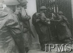 1944-1945, Predappio, Włochy.
5 Kresowa Dywizja Piechoty podczas kampanii włoskiej, podpis oryginalny: 