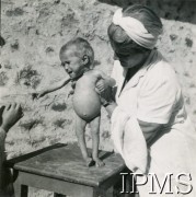 1942-1946, Jamnagar, Indie.
Osiedle dla polskich dzieci ewakuowanych z ZSRR. Podpis oryginalny: 