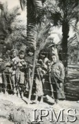 1943, Khanaqin, Irak.
Dzieci arabskie za drutami obozu stacjonowania 15 Wileńskiego Batalionu Strzelców 