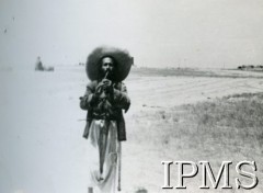 Kwiecień 1943, okolice Kirkuk, Irak.
Mieszkaniec Iraku.
Fot. NN, Kronika 15 Wileńskiego Batalionu Strzelców 