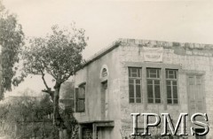 Grudzień 1943, Bechmezzin, Liban.
Bar i restauracja 