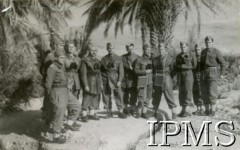 10.12.1943, Bechmezzin, Liban.
Oficerowie i podoficerowie 15 Wileńskiego Batalionu Strzelców 