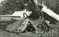 Luty 1944, okolice Taranto, Włochy.
Camp Alexander. Żołnierze 15 Wileńskiego Batalionu Strzelców 