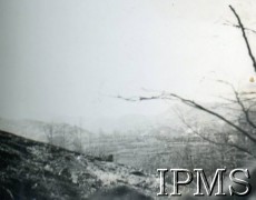 24.03-4.04.1944, Monte Santa Croce, Włochy.
Widok z placówki żołnierzy 15 Wileńskiego Batalionu Strzelców 