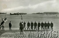 1940-1945, brak miejsca.
Żołnierze 1 Dywizji Strzelców Spadochronowych.
Fot. NN, Kronika 15 Wileńskiego Batalionu Strzelców 
