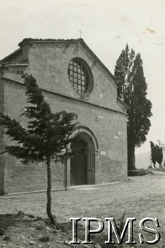 1944, okolice Ankony, Włochy.
Kościół w miasteczku włoskim.
Fot. NN, Kronika 15 Wileńskiego Batalionu Strzelców 