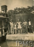 1942-1946, Masindi, Uganda.
Osiedle dla polskich uchodźców. Pracownicy w osiedlu.
Fot. NN, kolekcja: Osiedla polskie w Afryce, Instytut Polski i Muzeum im. gen. Sikorskiego w Londynie